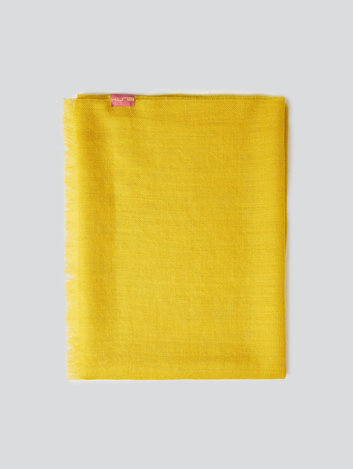 Estola Amareto De Baby Alpaca Color Amarillo