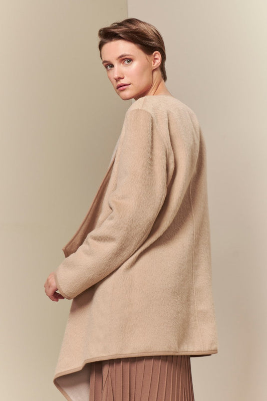 Abrigo Barcelona De Baby Alpaca Suri Color Beige
