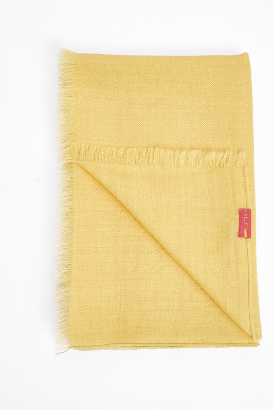 Estola Amareto De Baby Alpaca Color Amarillo Mantequilla