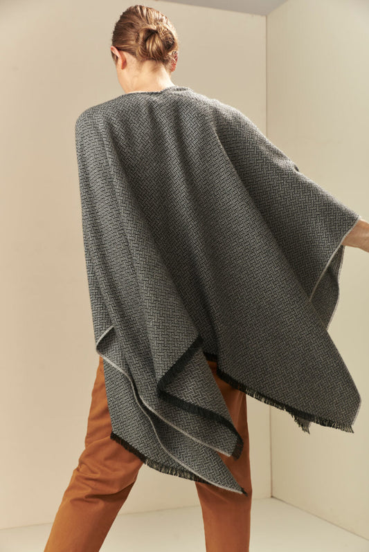 Capa Uscita De Baby Alpaca Color Black
