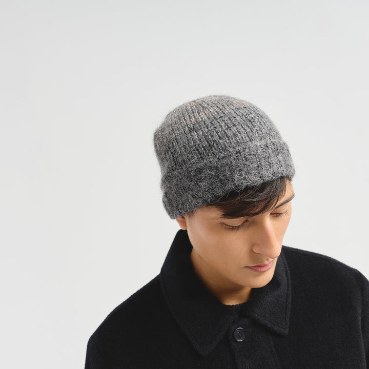 Gorro Chorus De Alpaca Suri Color Gris