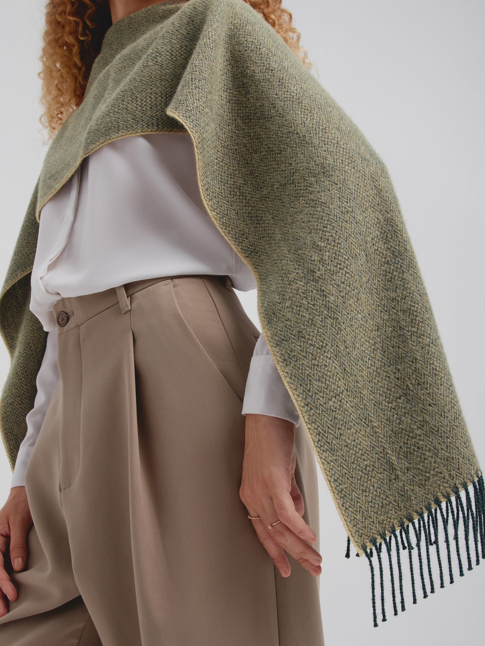 167445
