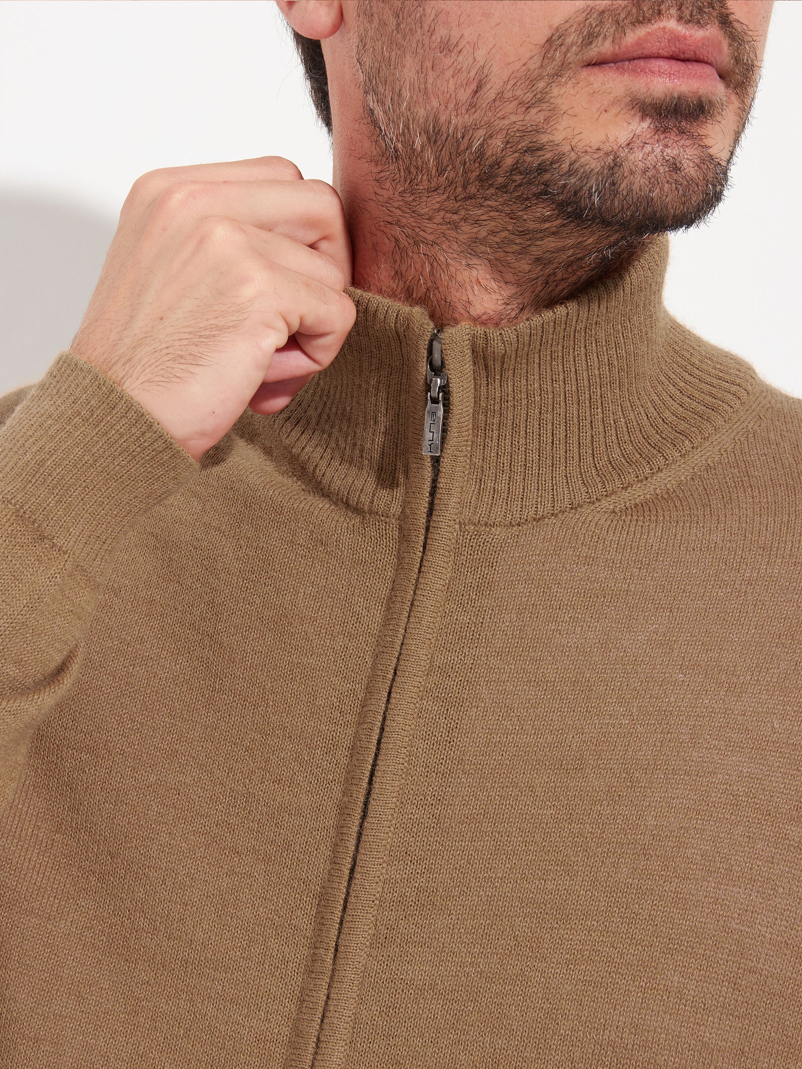 Cárdigan Andreas De Baby Alpaca Color Beige