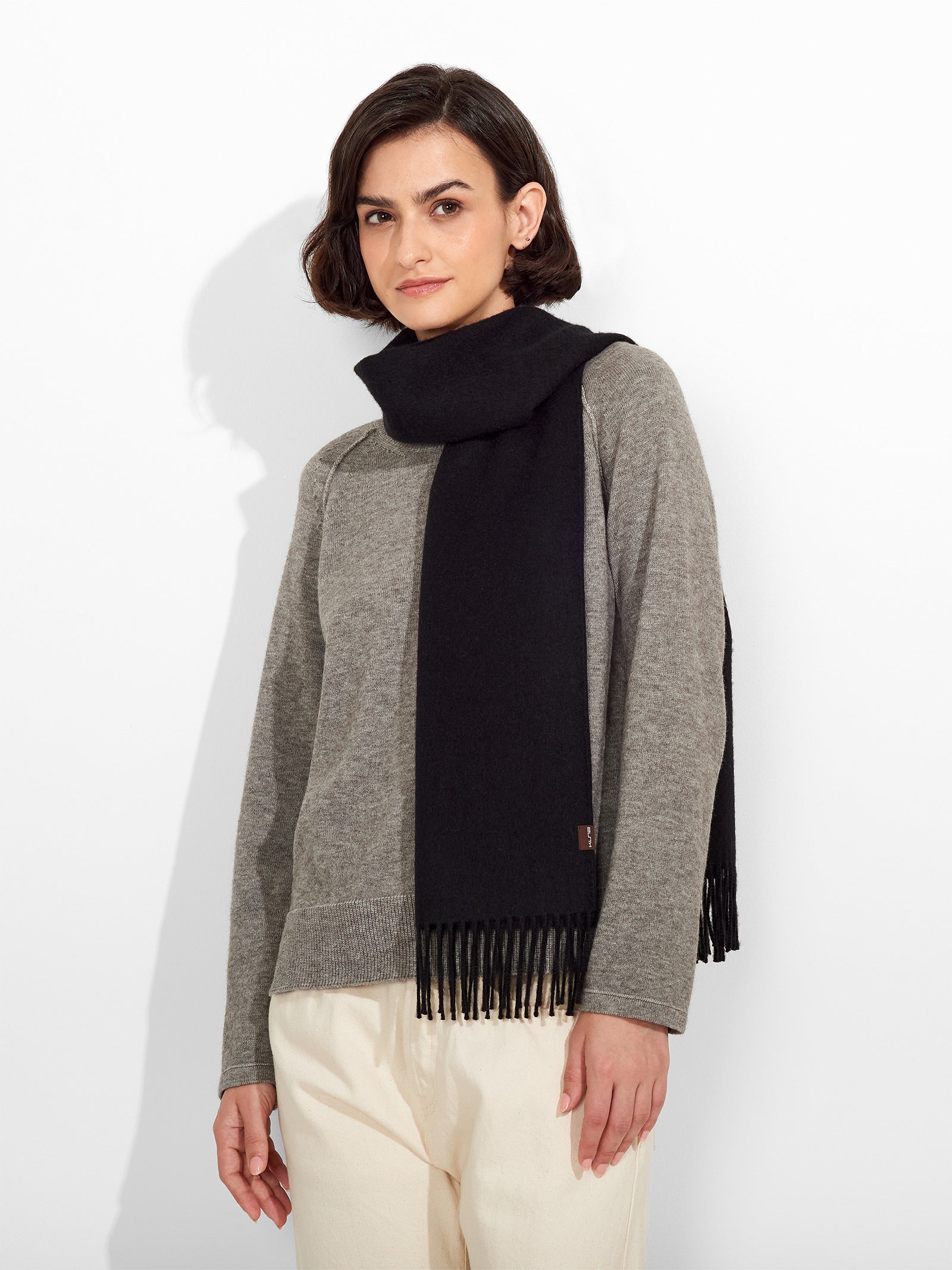 Bufanda Jamas De Royal Alpaca Color Negro