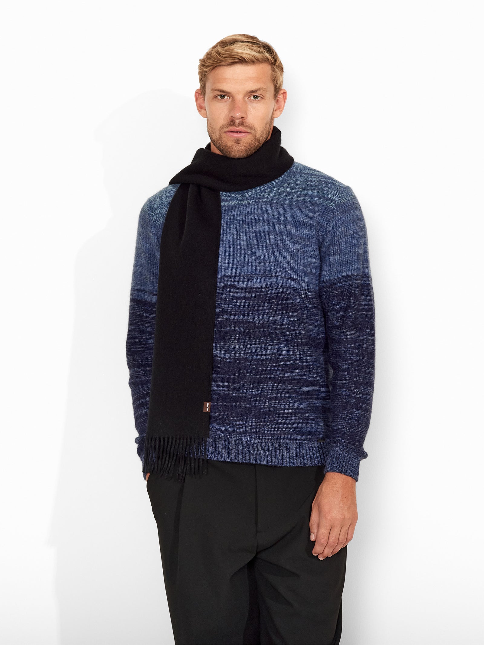 Bufanda Jamas De Royal Alpaca Color Negro