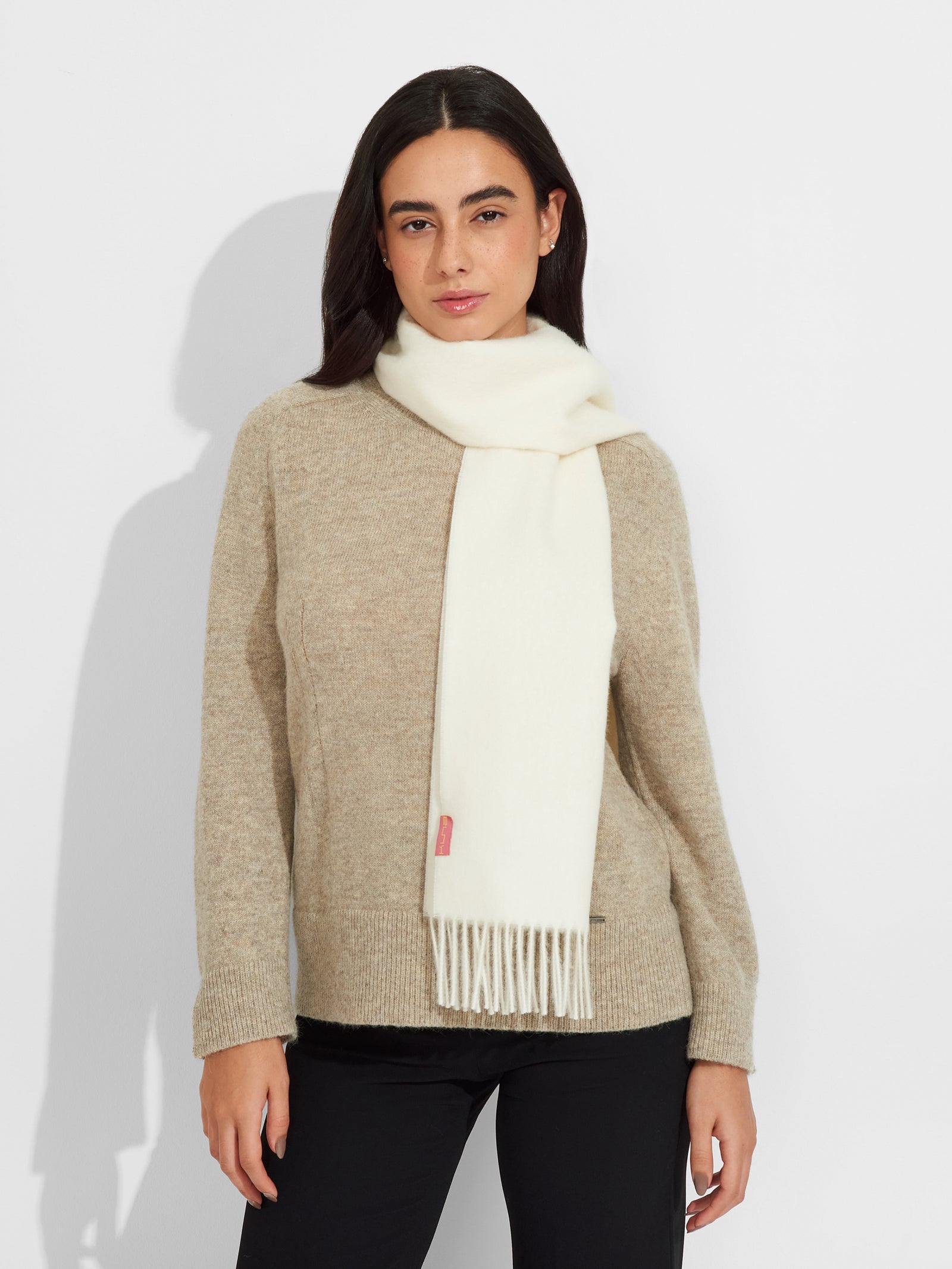 Bufanda Adrian De Baby Alpaca Color Blanco