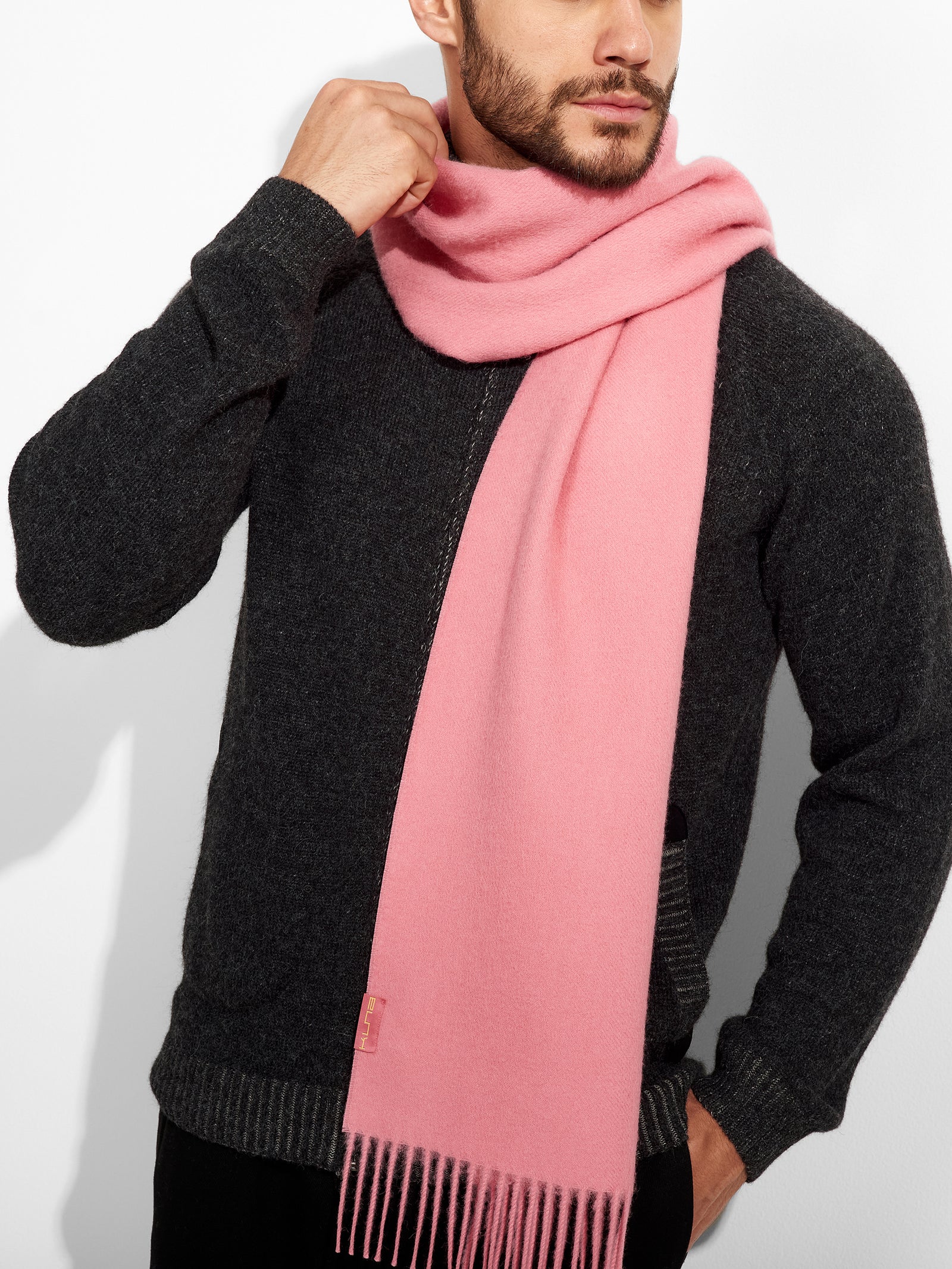 Bufanda Adrian De Baby Alpaca Color Rosado