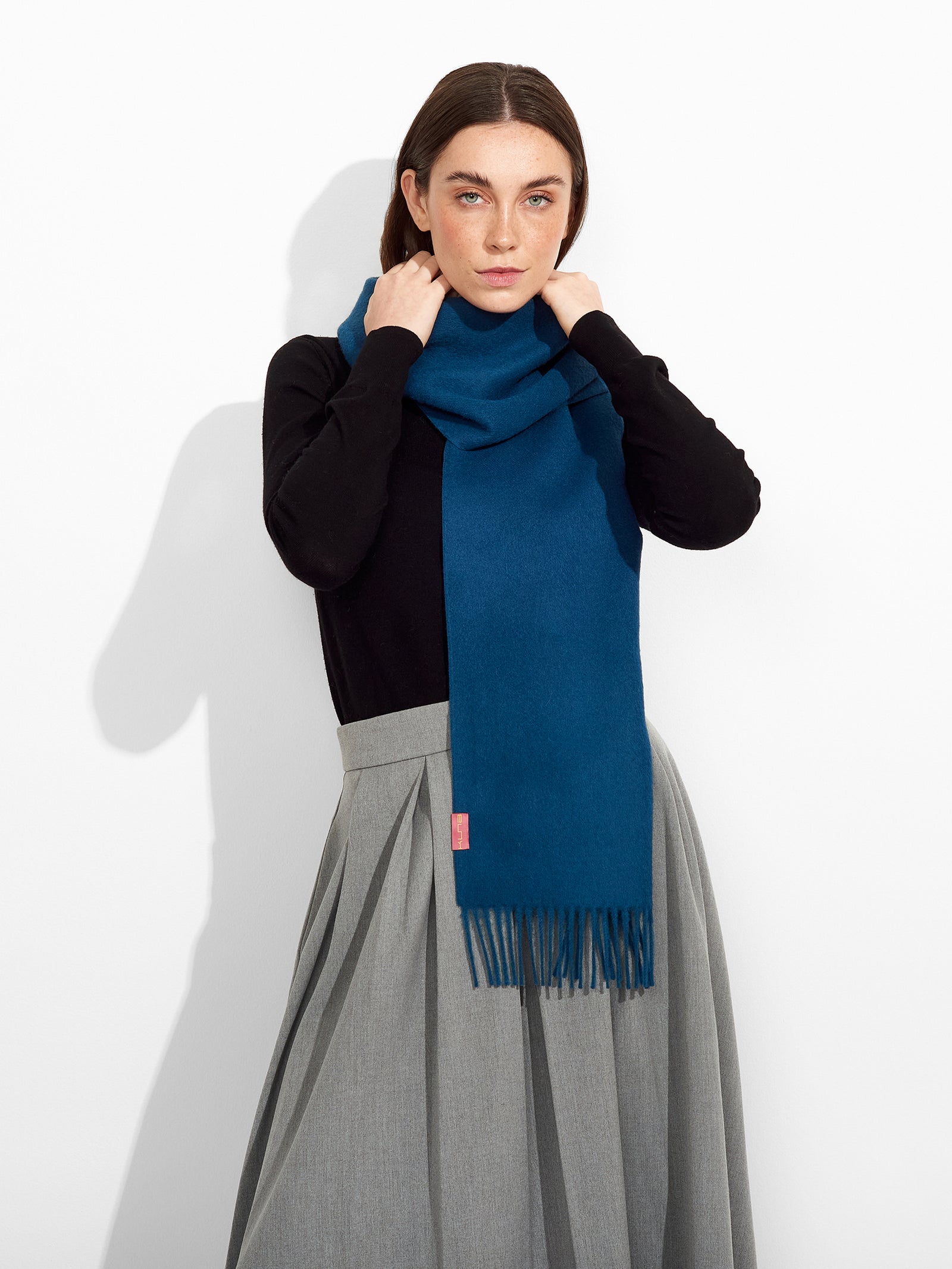 Bufanda Adrian De Baby Alpaca Color Azul