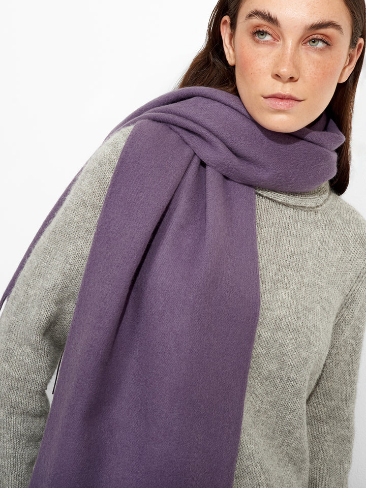 Bufanda Adrian De Baby Alpaca Color Morado