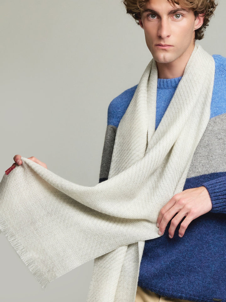 Bufanda Valverde De Baby Alpaca Color Gris