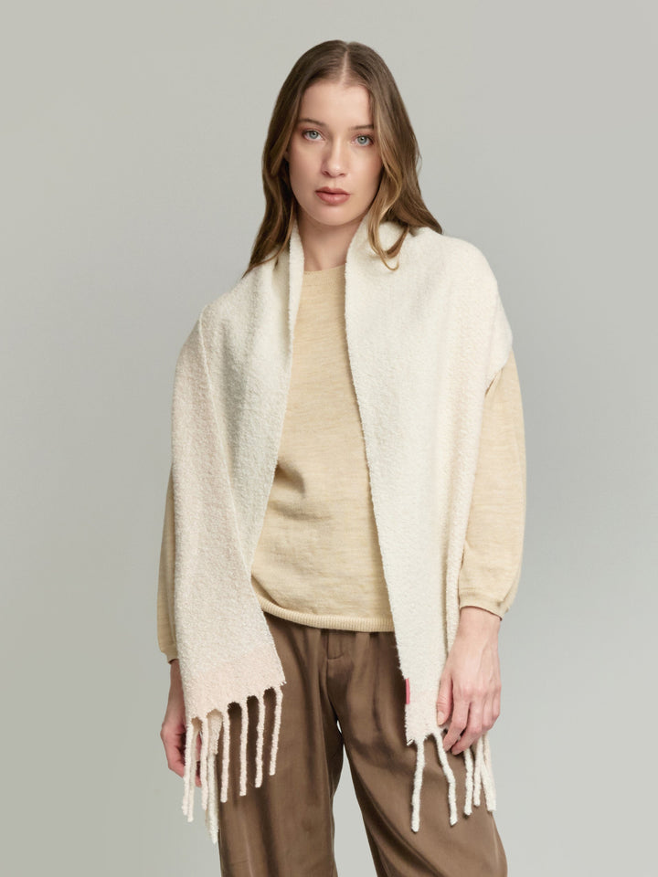 Bufanda Yanapi De Baby Alpaca Color Beige