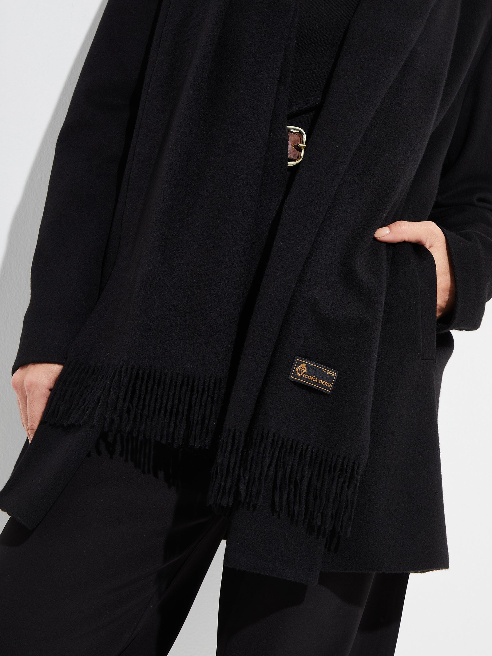 Bufanda Basel De Vicuña Color Black
