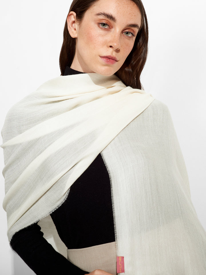 Estola Teaberry B De Baby Alpaca Color Ecru