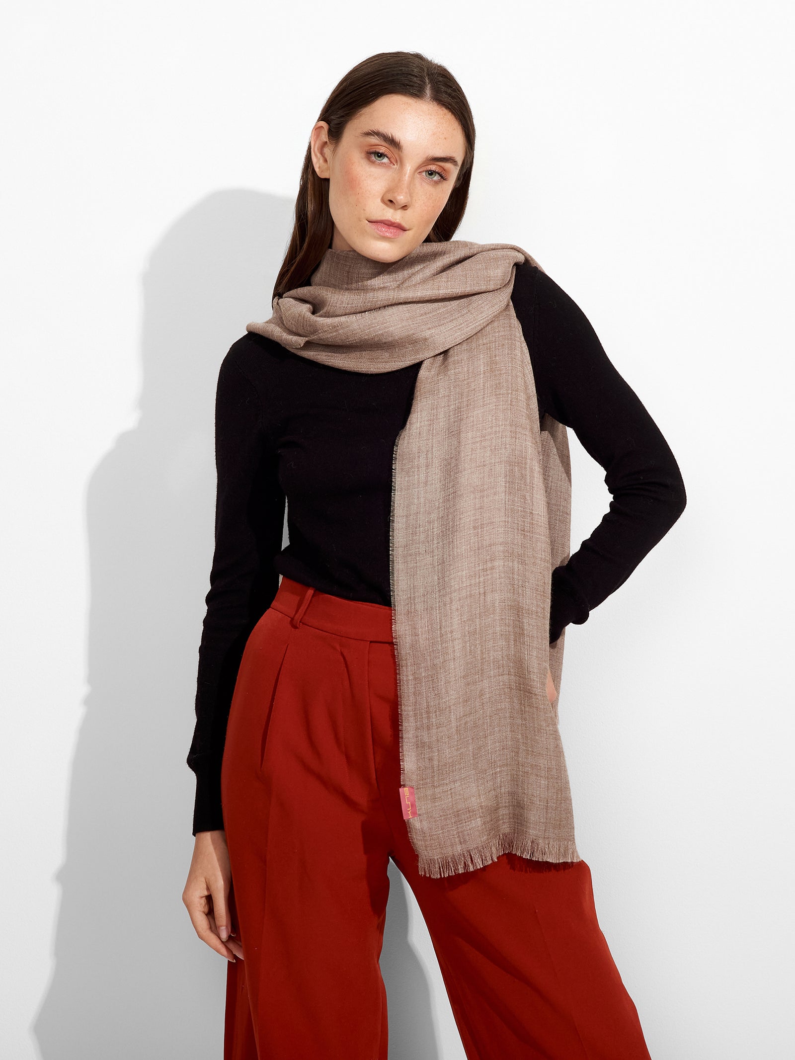 Estola Teaberry B De Baby Alpaca Color Marrón