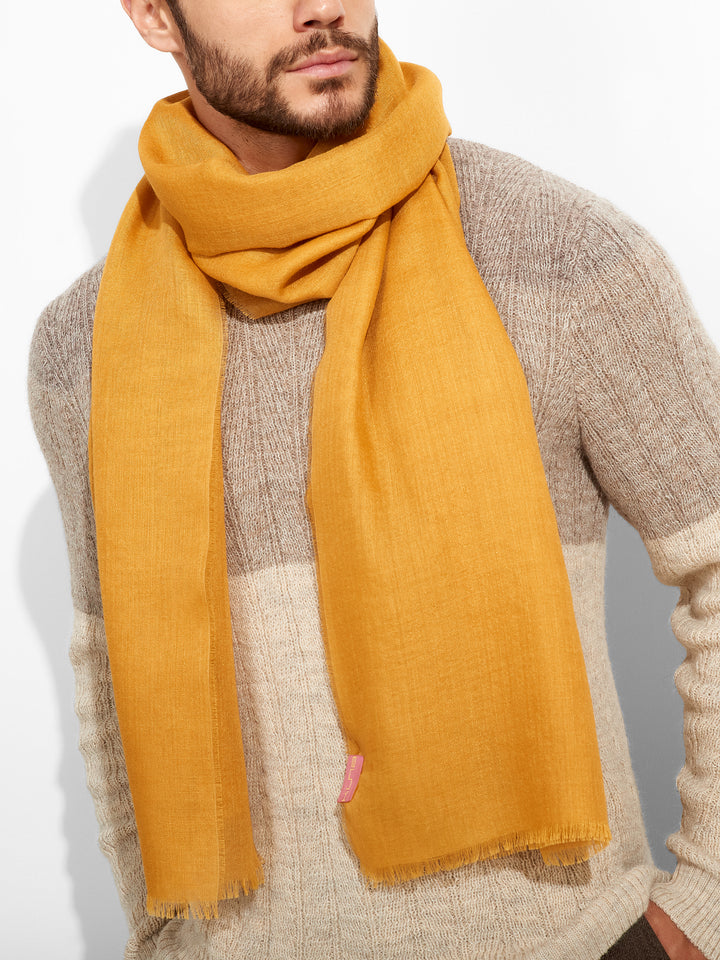 Estola Alondra De Baby Alpaca Color Amarillo