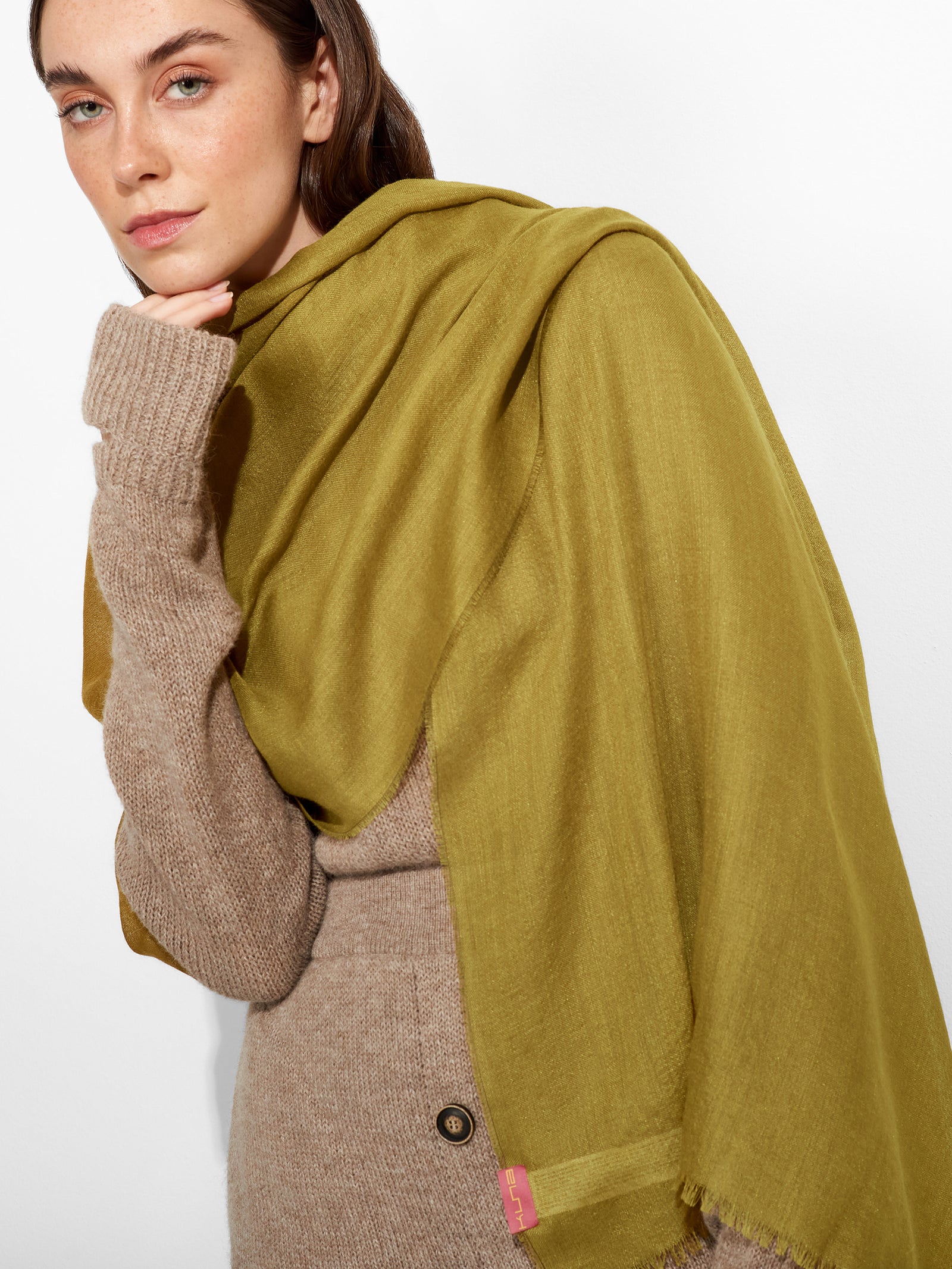 Estola Alondra De Baby Alpaca Color Verde