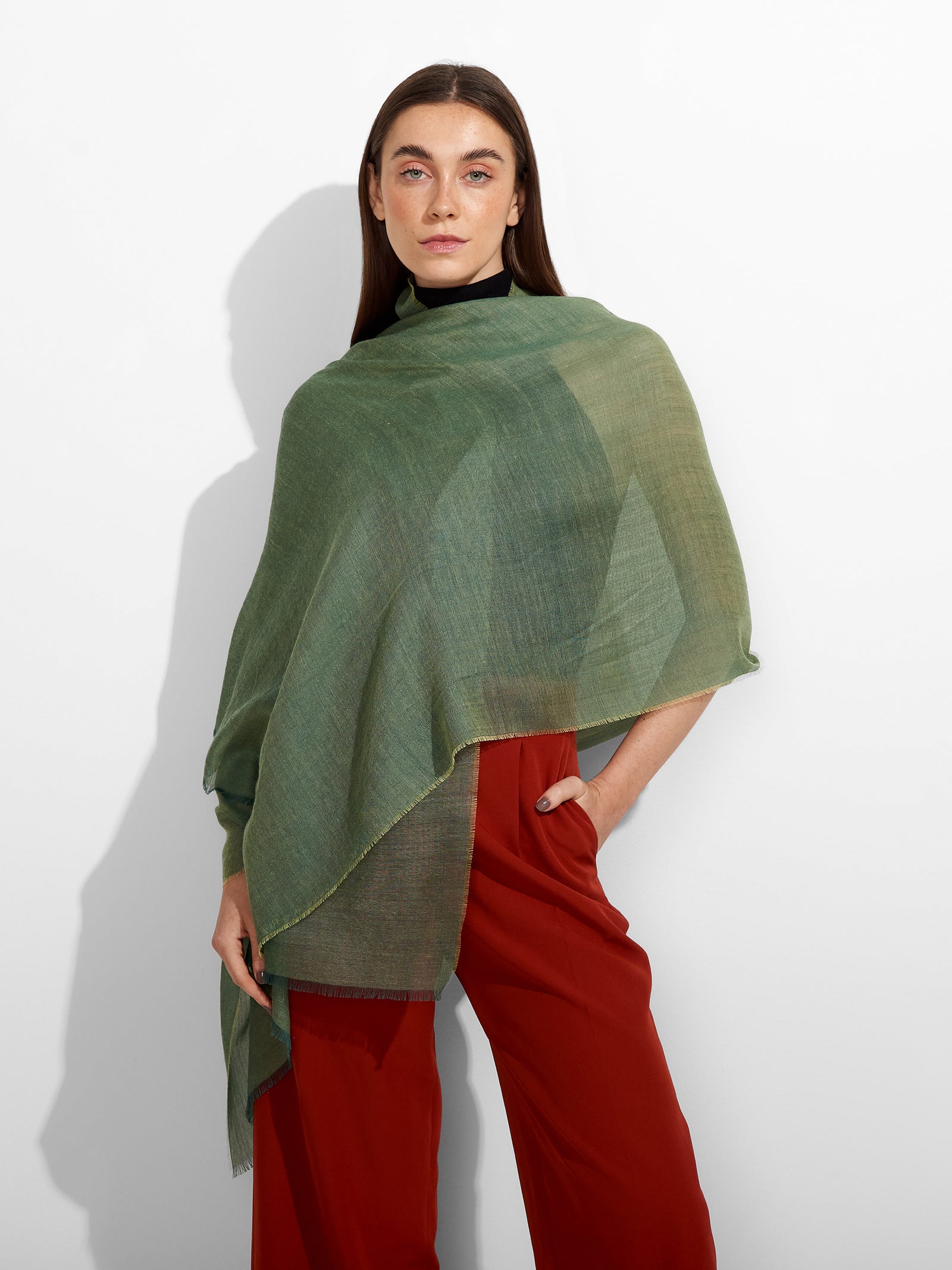 Estola Zaina De Baby Alpaca Color Verde