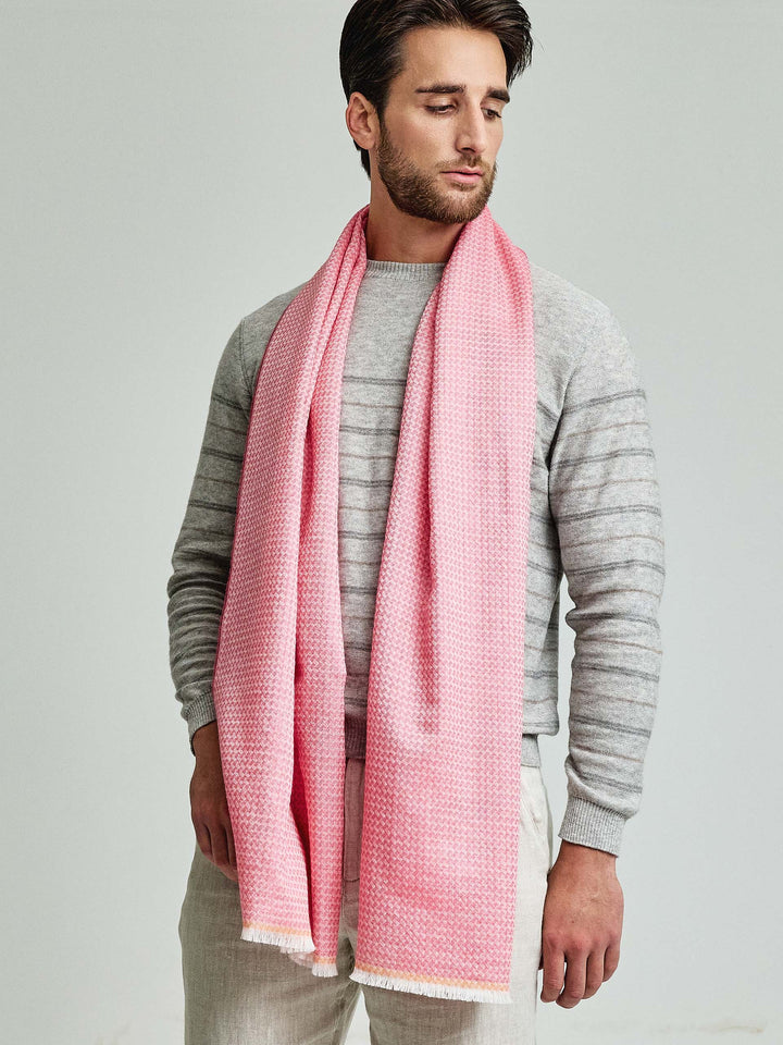 Estola Wayne De Baby Alpaca Color Fucsia