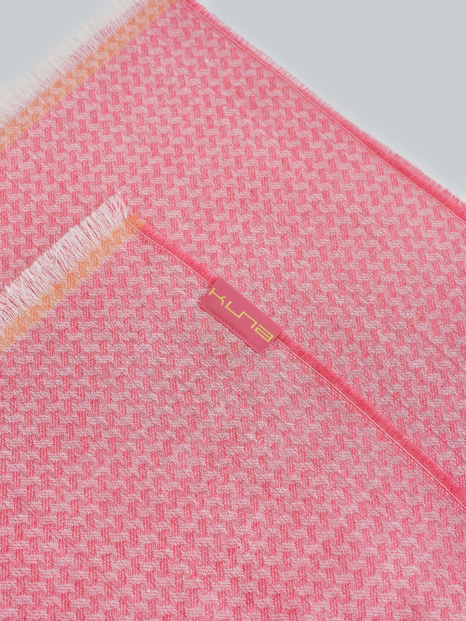 Wayne Baby Alpaca Stole in Fuchsia