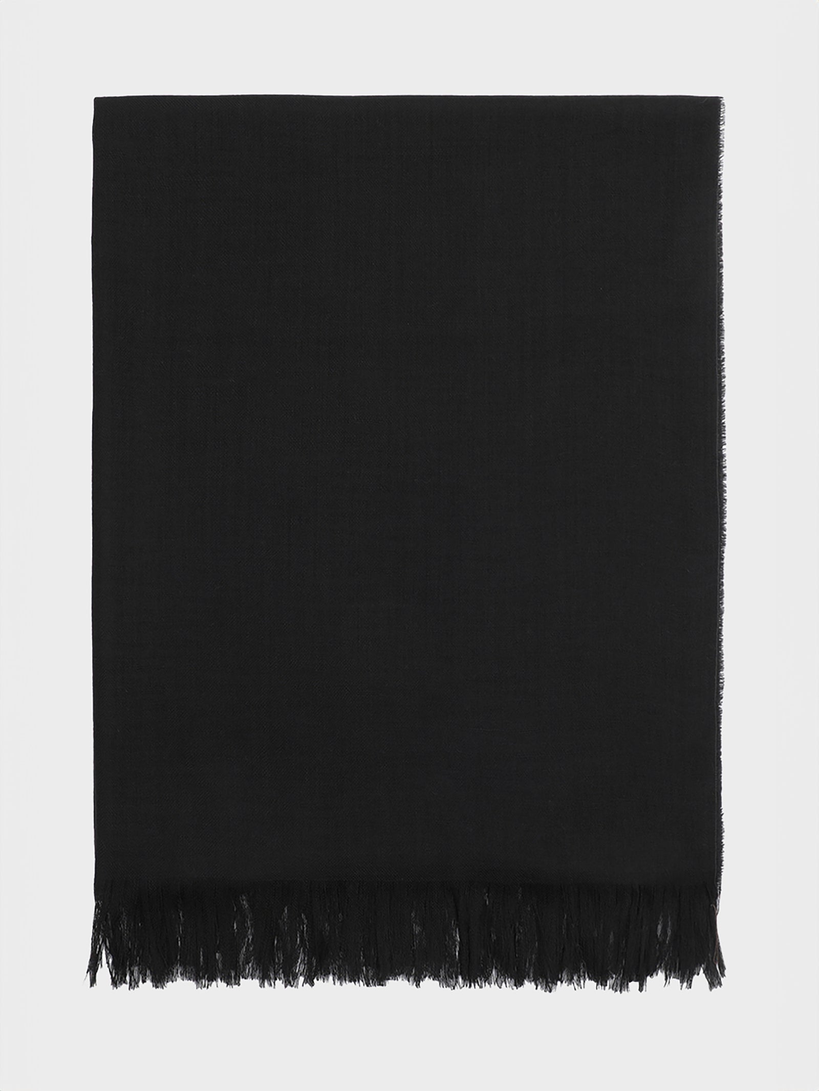 Estola Bussigny De Vicuna Color Negro