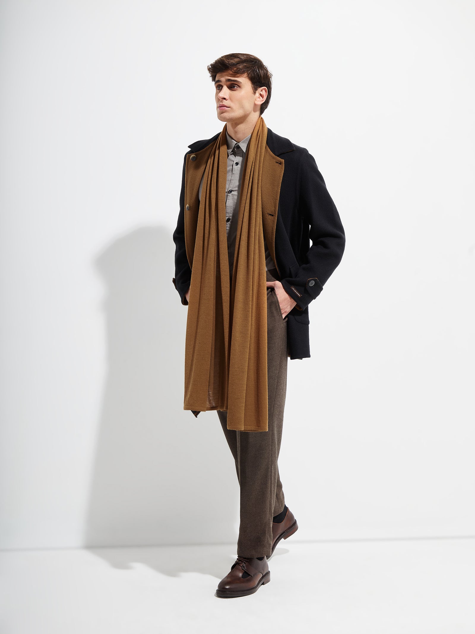 Estola Bouveret De Vicuña Color Vicuna