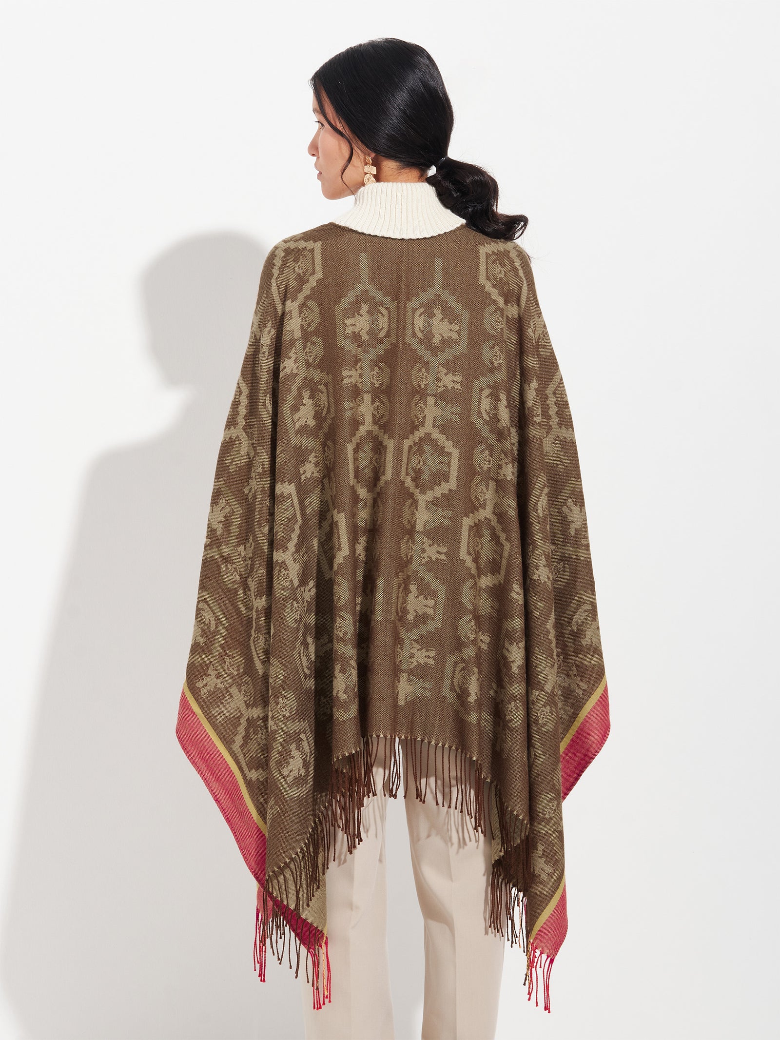 Chimu Cape - 12 Royal Alpaca Yellow