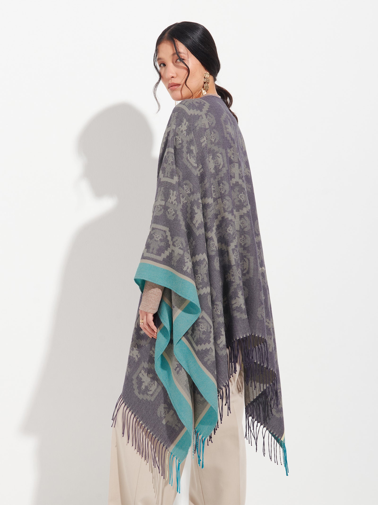 Chimu Cape - 12 Royal Alpaca Purple