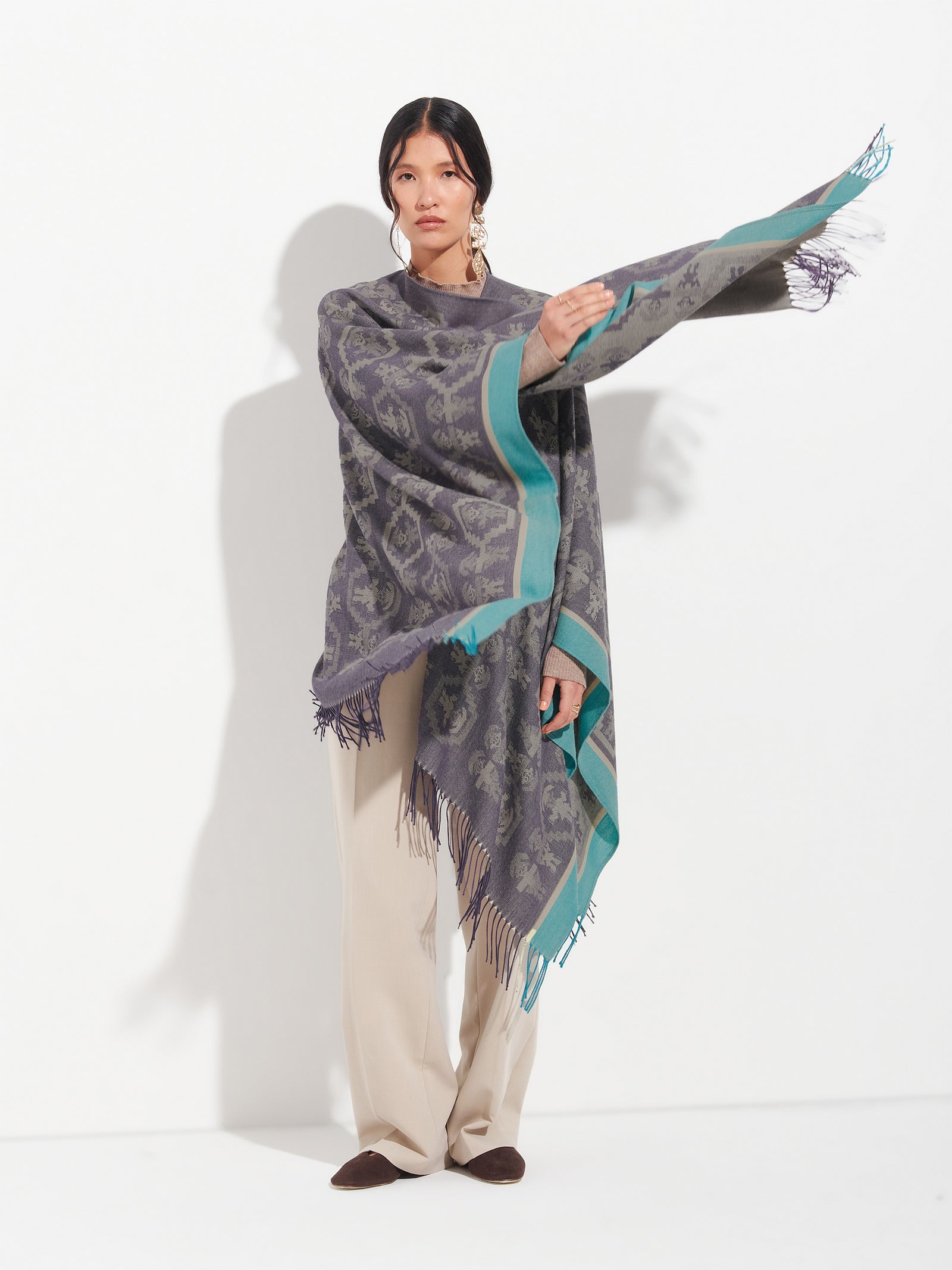 Chimu Cape - 12 Royal Alpaca Purple