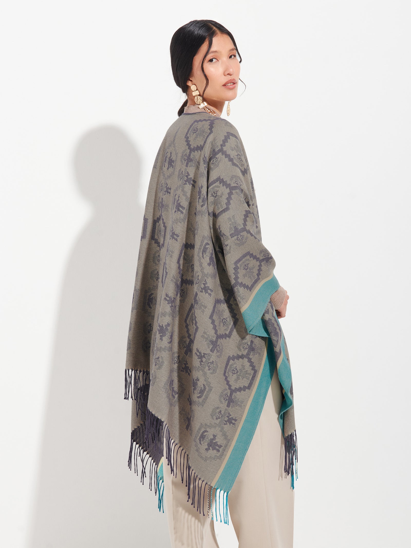 Chimu Cape - 12 Royal Alpaca Purple