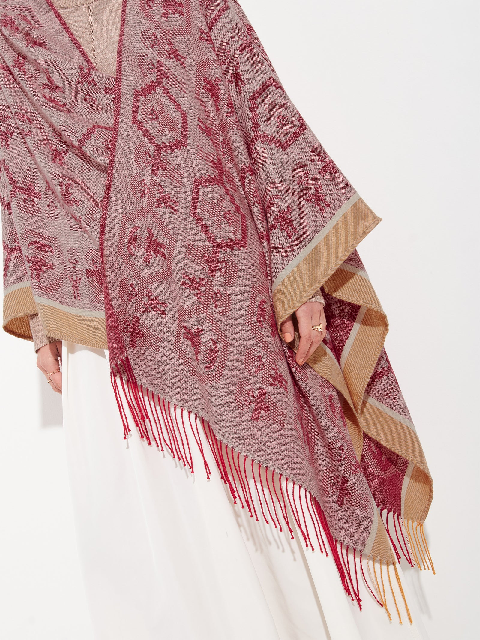 Chimu Cape - 12 Royal Alpaca Red