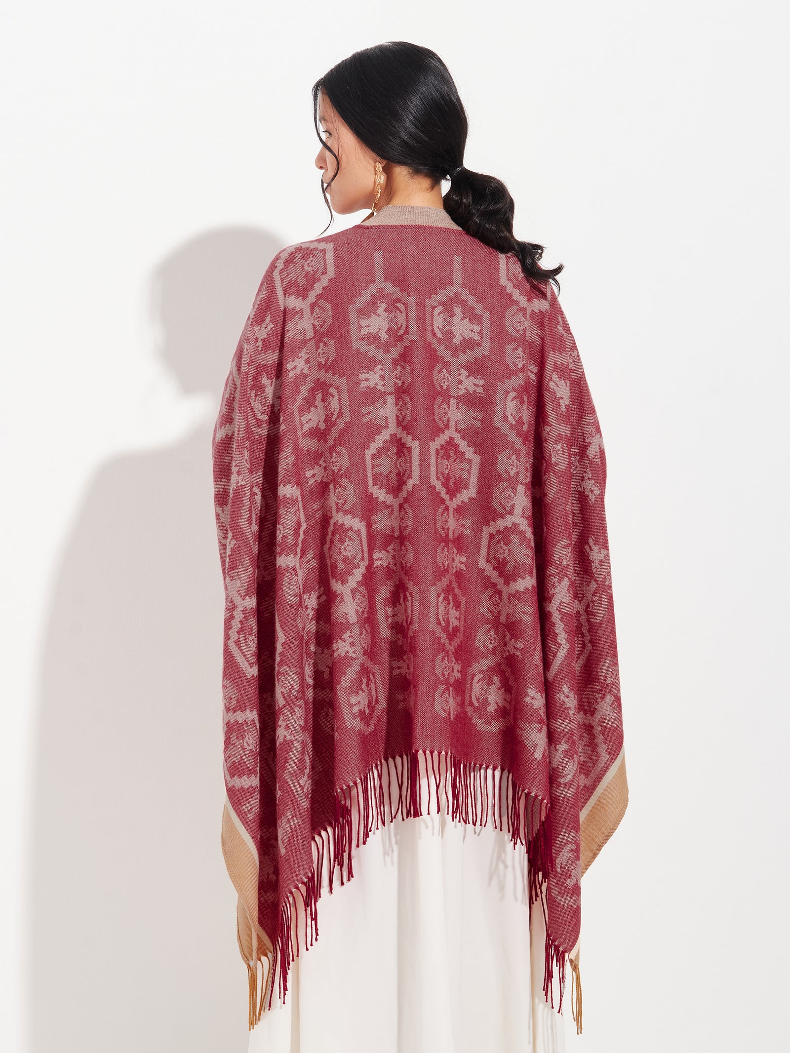 Chimu Cape - 12 Royal Alpaca Red