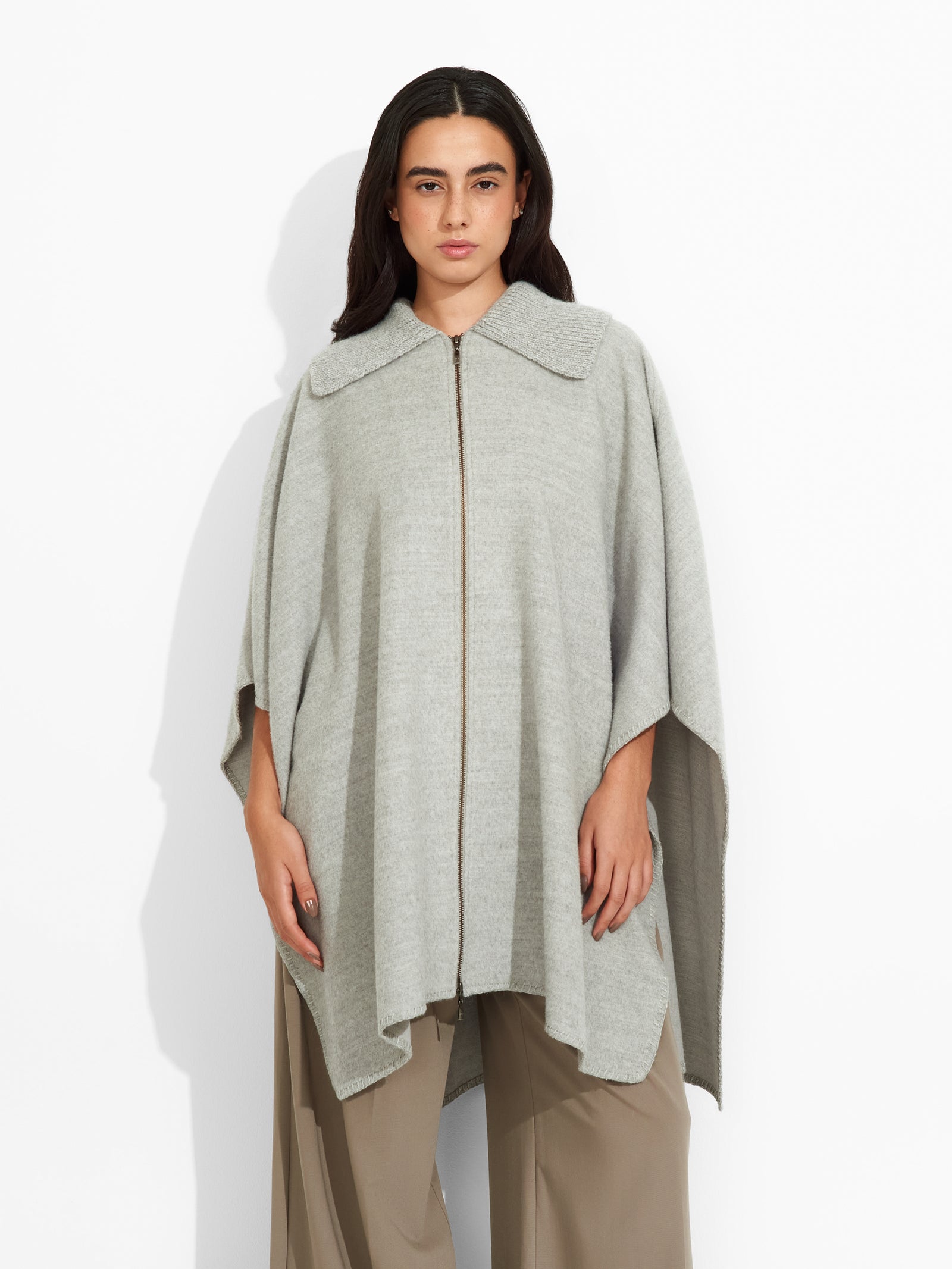 Zendaya Baby Alpaca Cape, Grey