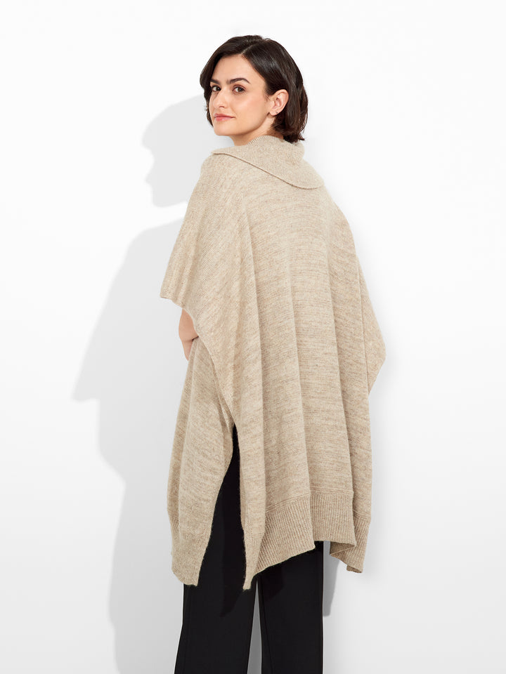 Poncho Zoila De Baby Alpaca Color Beige