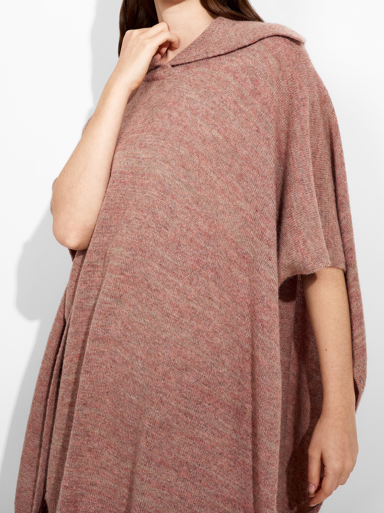 Pink Baby Alpaca Poncho Zoila