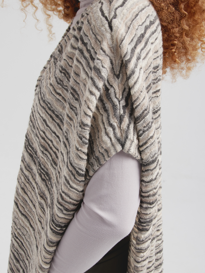 Corina Baby Alpaca Poncho Beige