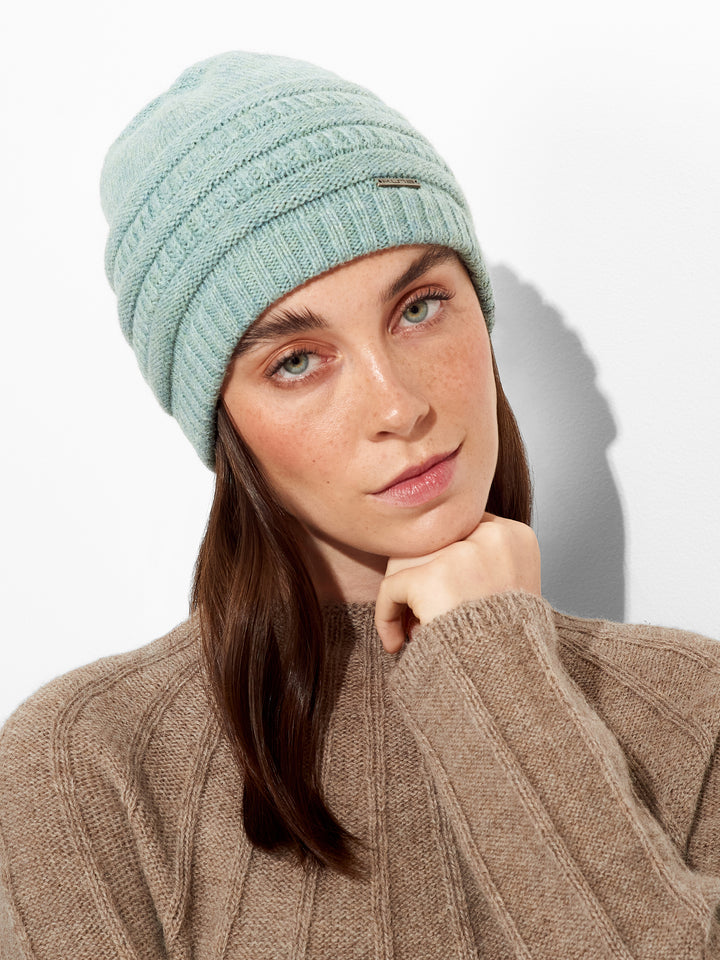 Gorro Zada De Baby Alpaca Color Celeste