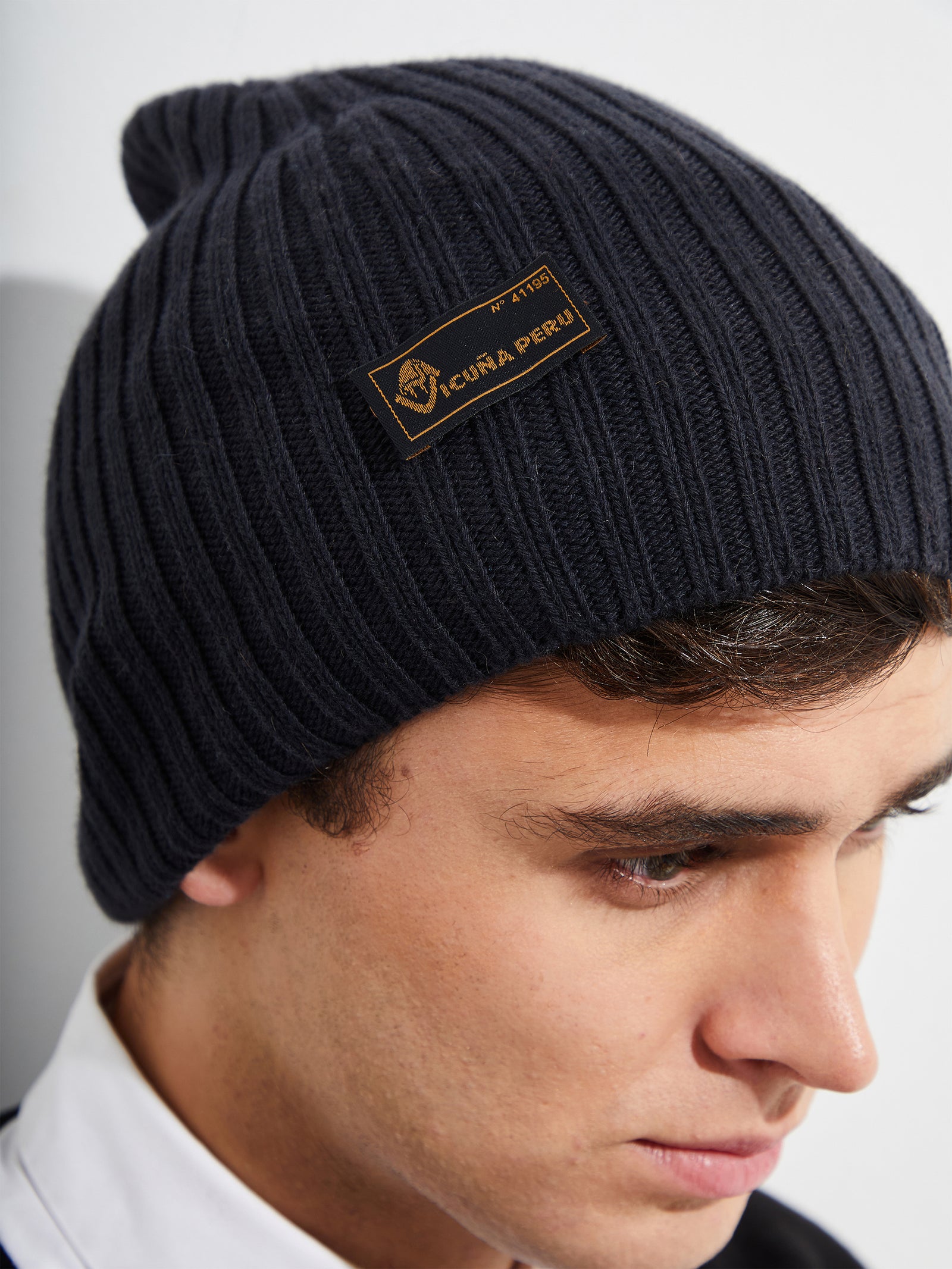 Gorro Benji De Vicuna Color Azul