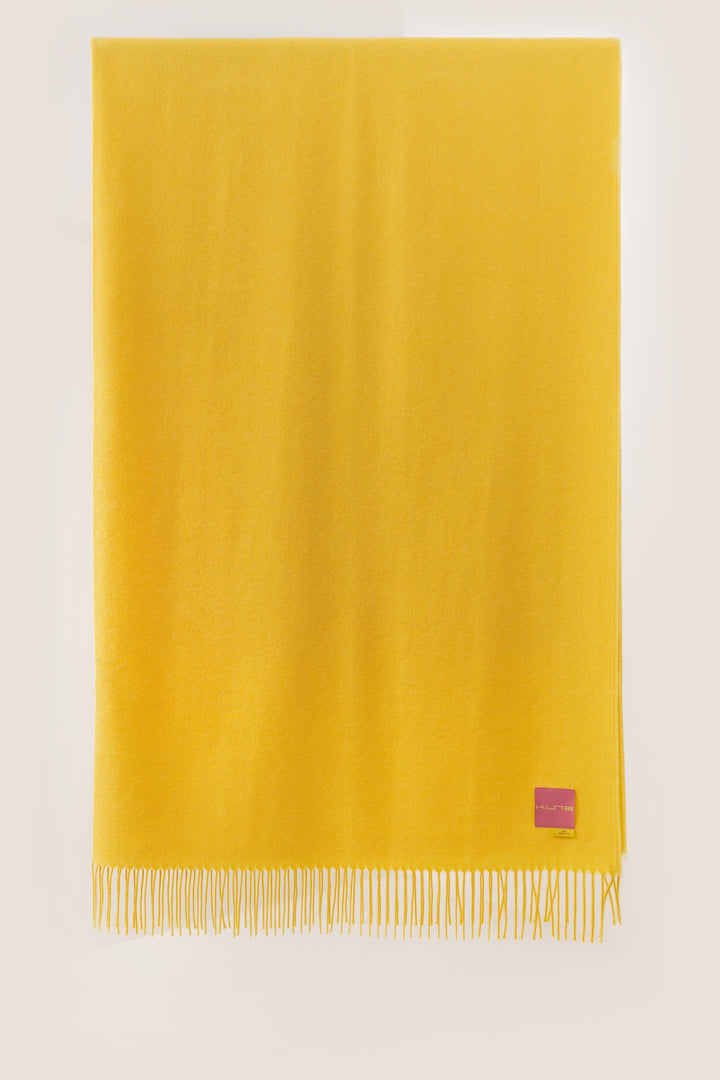 Manta Yanahuara De Baby Alpaca Color Amarillo
