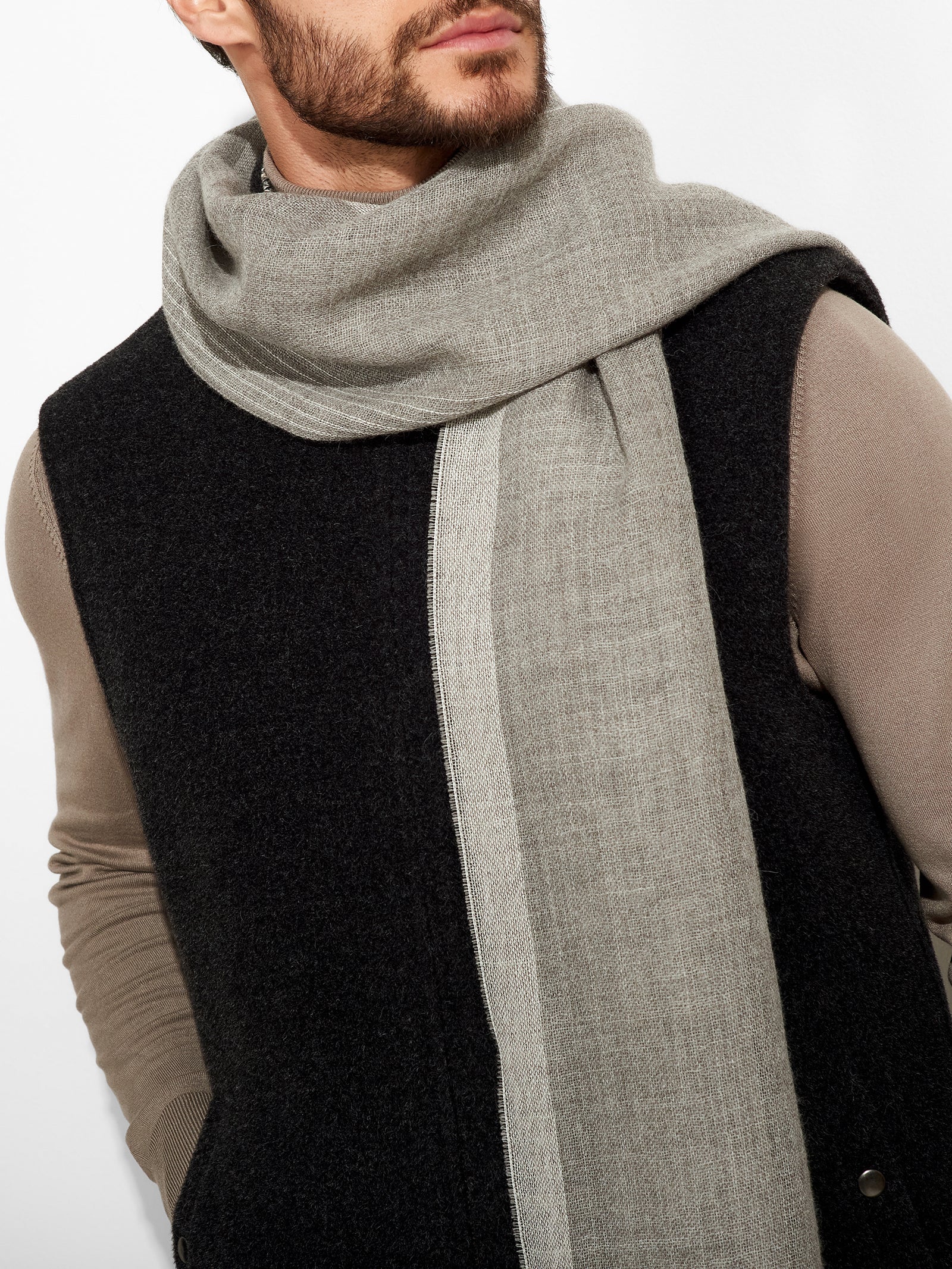 Baby Alpaca Fishing Stole in Gray