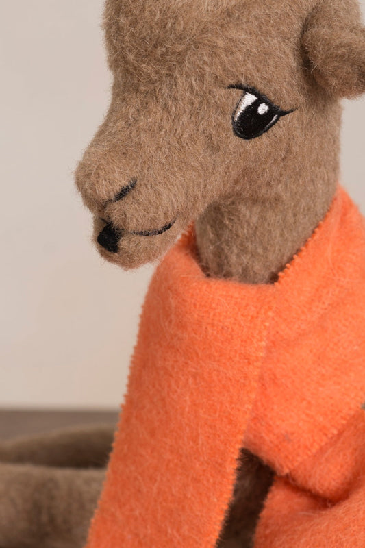 Peluche Laikka Tela De Alpaca & Lana Color Camel