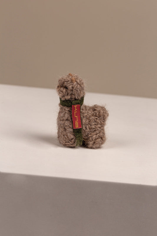 Peluche Qoni Pequeña De Baby Alpaca Color Gris