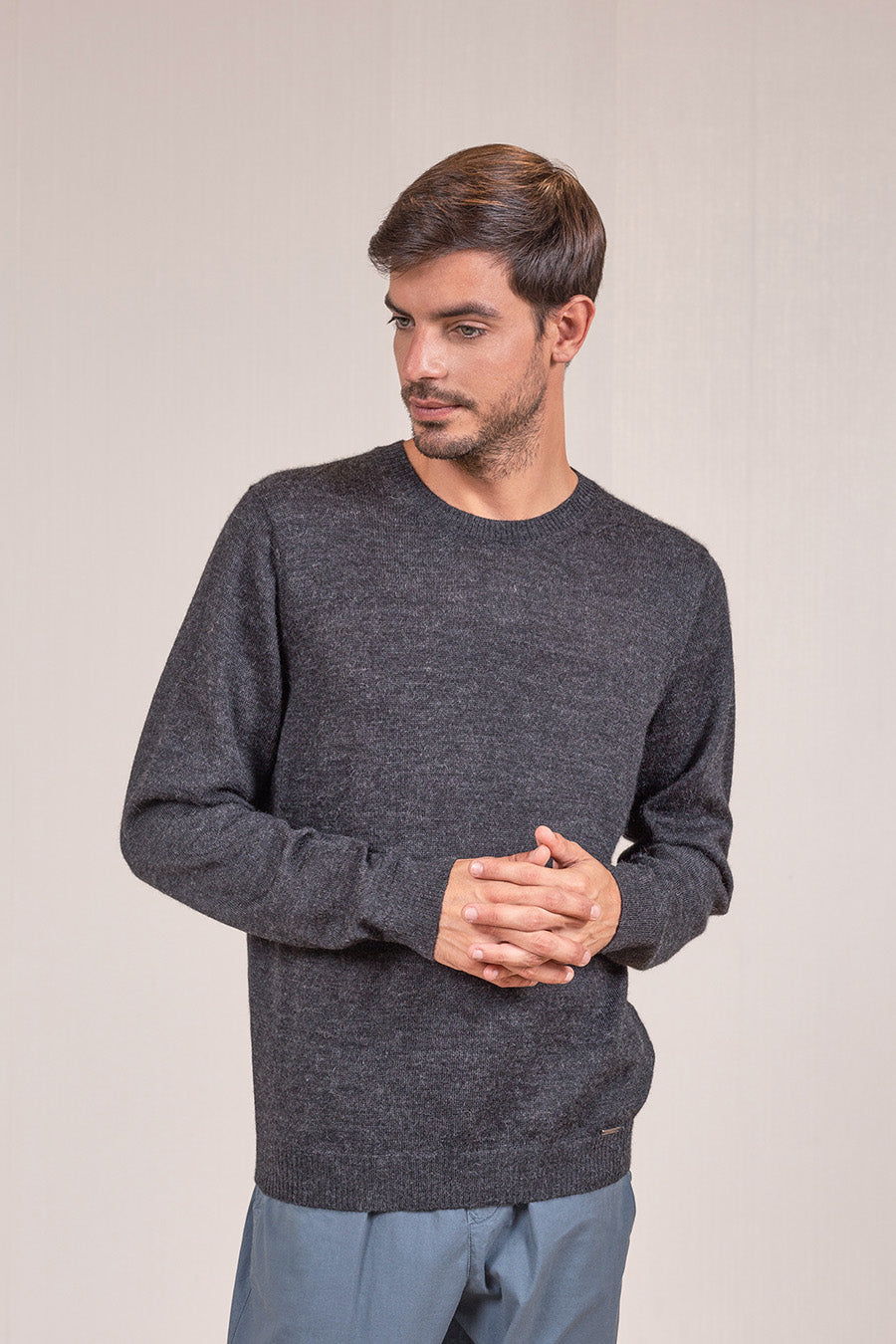 SUÉTER ALASKA DE BABY ALPACA COLOR ANTHRACITE