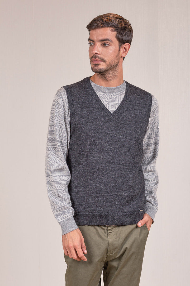 CHALECO ABEL DE BABY ALPACA COLOR ANTHRACITE