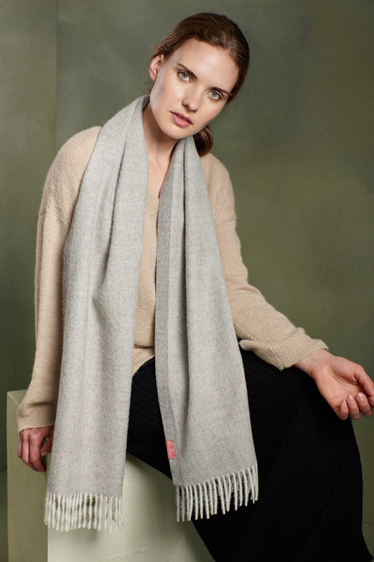 Chalina Rabat - B De Baby Alpaca Color Gris