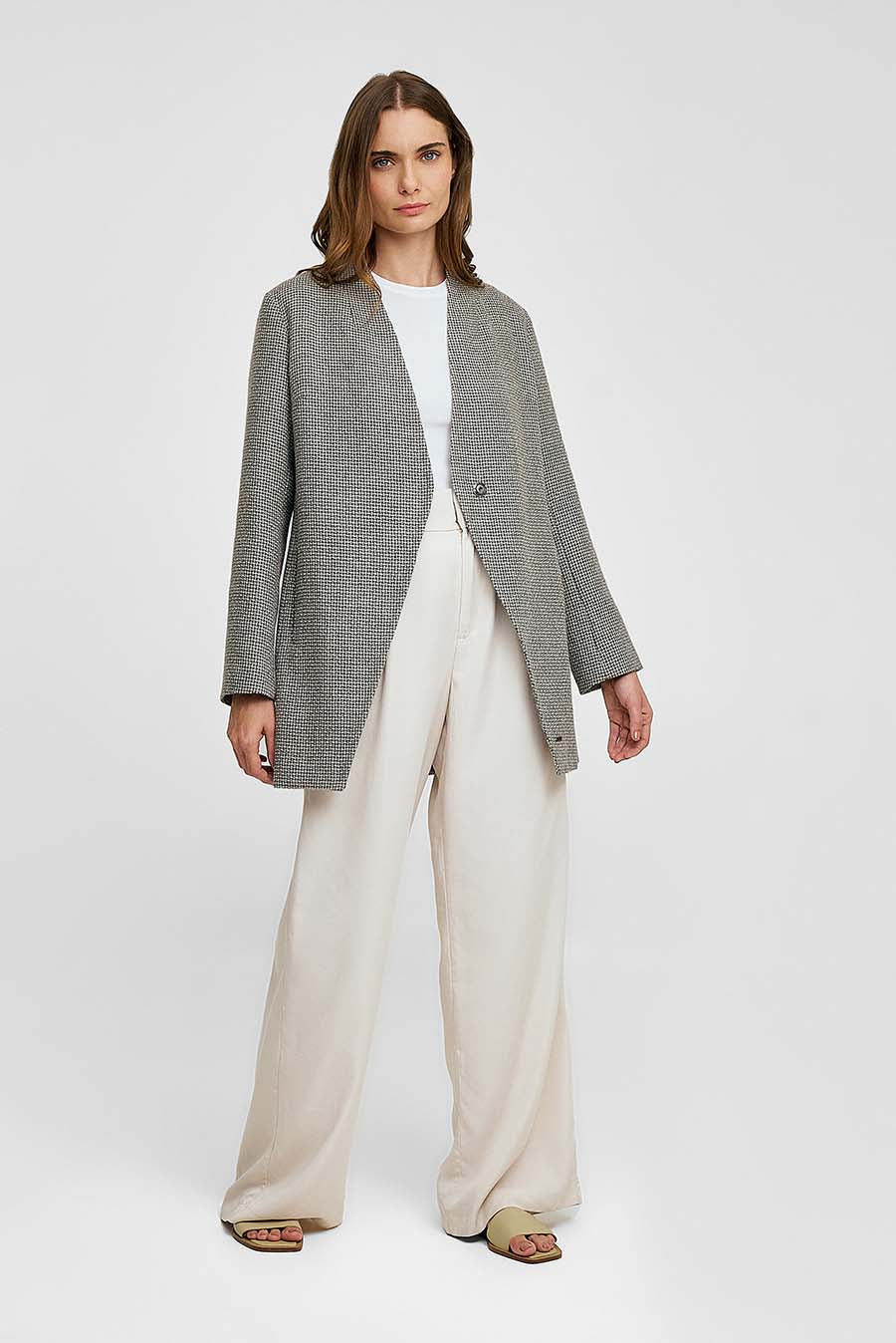 Abrigo Whose De Baby Alpaca Color Gris