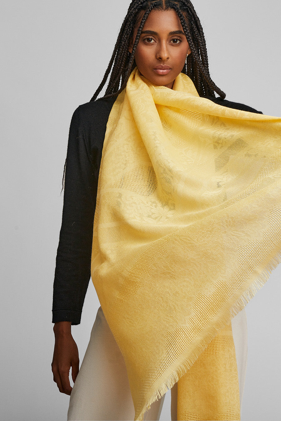Estola Varsallo De Baby Alpaca Color Amarillo