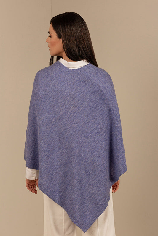 Almendra Poncho