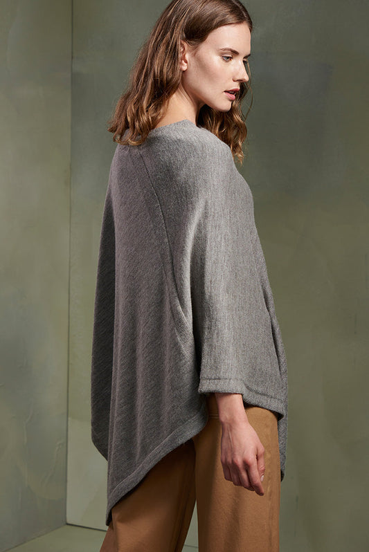 Almendra Poncho