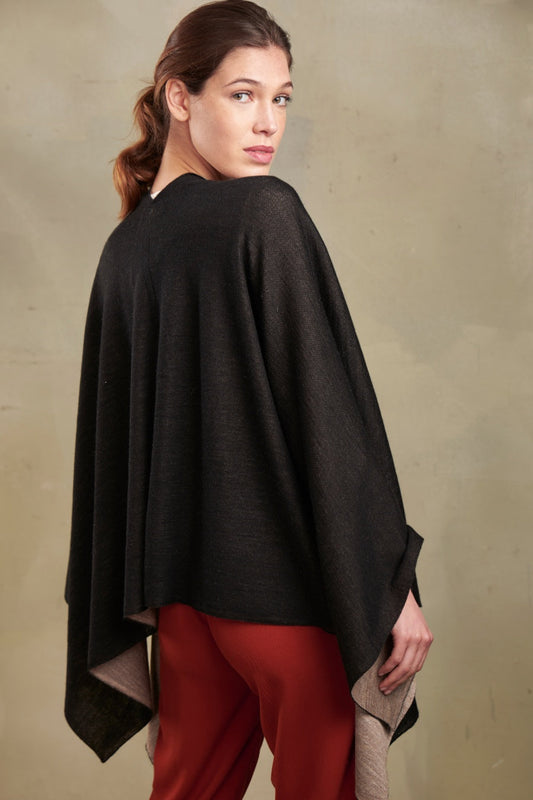 Temira Poncho