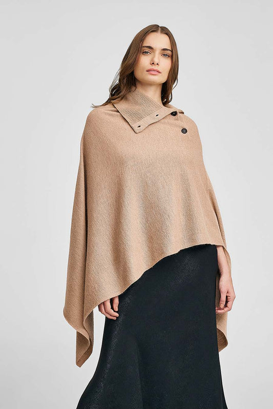 Poncho Wing De Baby Alpaca Color Chanterelle